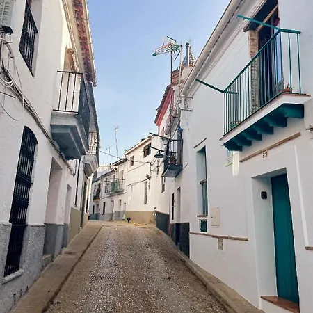 La Apanaora 度假居 *